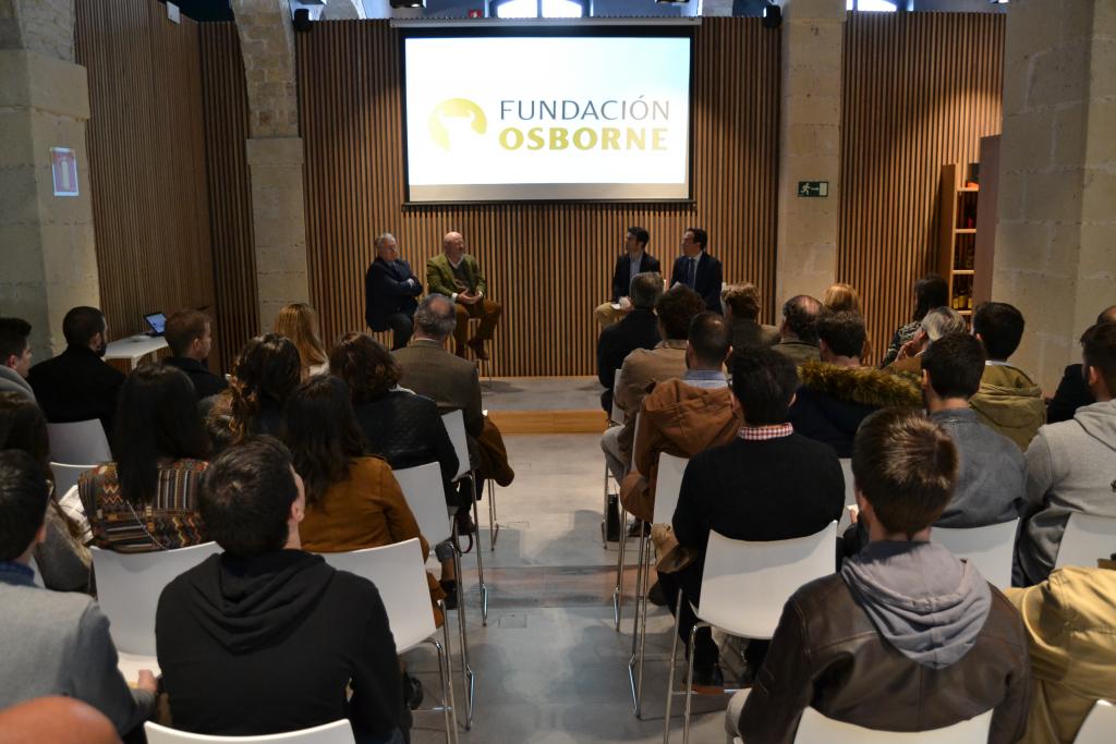 Presentación del proyecto Nuevos Usos Bodegas Centenarias en la sala de catas de la Bodega de Mora. Presentado por Ivan Llanza, director de Comunicación del Grupo Osborne, el concejal de urbanismo de El Puerto de Santa María, Ángel Quintana, Tomas Osborne, presidente de la Fundación Osborne y el Arquitecto Luis González-Boado